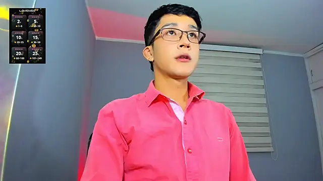 tom Howard online show from 3, 12, 2025