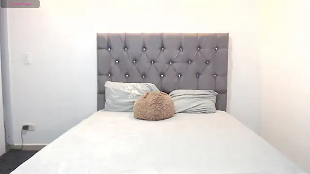 Snapshot of Maya_Lewis chatting on 22, 3, 2025 Maya Lewis online show from 22, 3, 2025