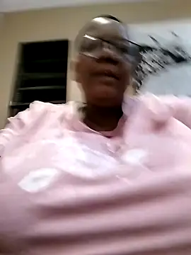 SEXYBOOBSNASS online show from 18, 9, 2025