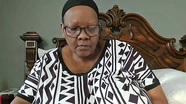 SEXYBOOBSNASS online show from 7, 10, 2025