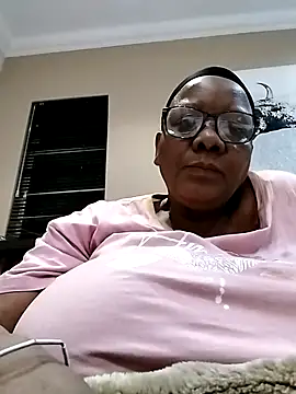 SEXYBOOBSNASS online show from 20, 9, 2025