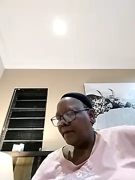 SEXYBOOBSNASS online show from 27, 9, 2025