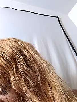 JadaSkyy online show from 23, 10, 2025