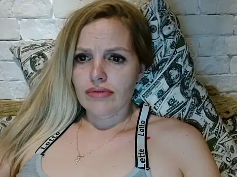 Angel girllovemy online show from 29, 9, 2025