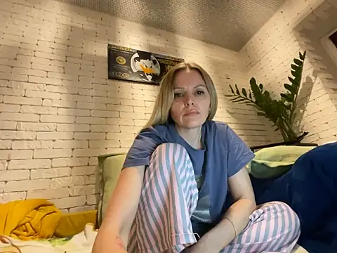 Angel girllovemy online show from 22, 3, 2025