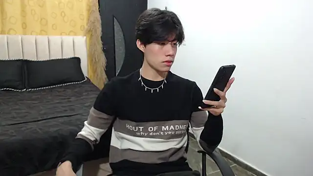 Elio-cam online show from 7, 12, 2024