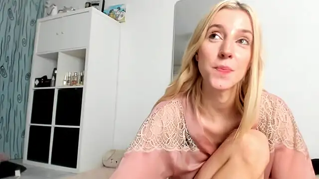 KenzieDawton online show from 22, 9, 2025