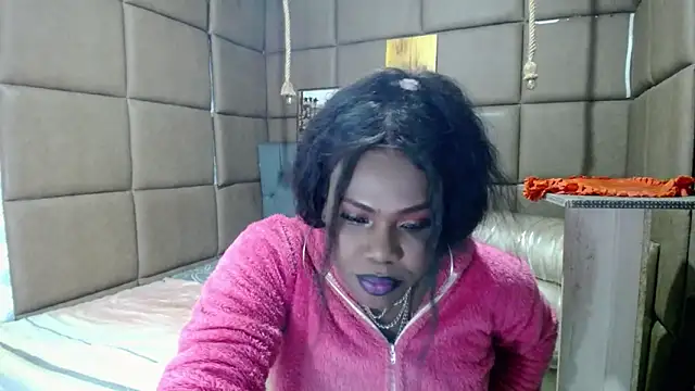 CatrinaGill online show from 11, 11, 2025