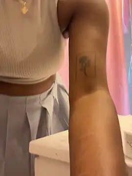 mochamimi online show from 15, 4, 2026