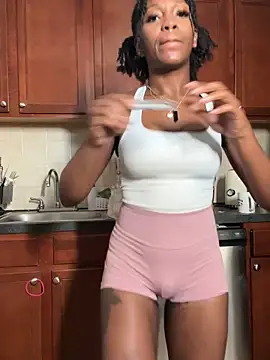 mochamimi online show from 12, 9, 2025