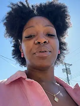 mochamimi online show from 11, 4, 2026