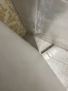 shehandme online show from 27, 4, 2026