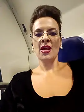 RebeccaNoble online show from 9, 9, 2025