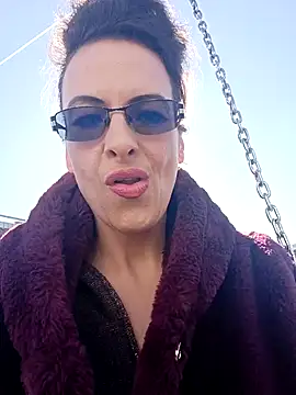 RebeccaNoble online show from 10, 3, 2026