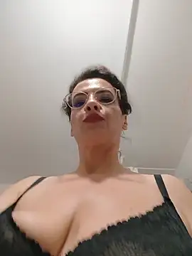 Snapshot of RebeccaNoble chatting on 25, 6, 2026 RebeccaNoble online show from 25, 6, 2026