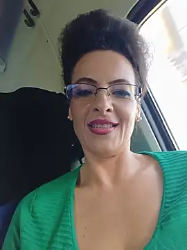Snapshot of RebeccaNoble chatting on 5, 7, 2026 RebeccaNoble online show from 5, 7, 2026