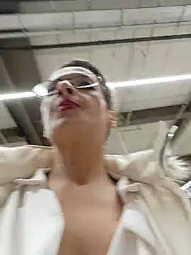 RebeccaNoble online show from 26, 11, 2025