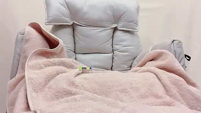 Tw Zoella online show from 24, 2, 2026