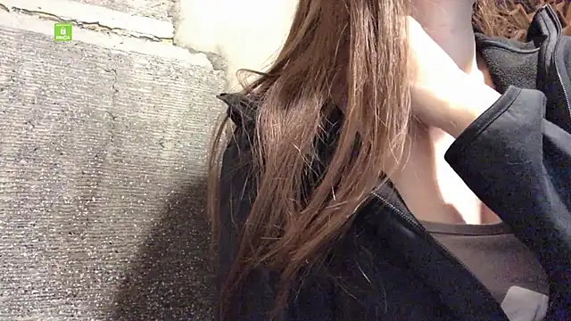 Tw Zoella online show from 14, 1, 2025