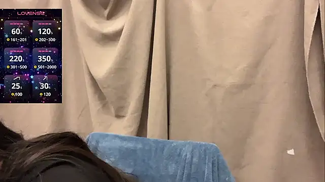 Tw Zoella online show from 30, 1, 2025