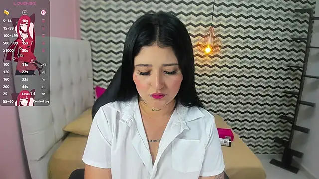 BIANCAROY1 online show from 27, 4, 2026