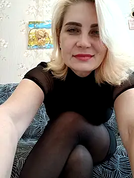 Snapshot of JennyOMay chatting on 9, 2, 2026 JennyOMay online show from 9, 2, 2026