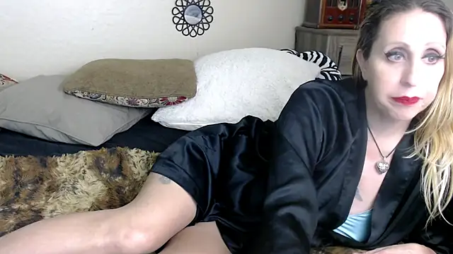 Lourdesnoirxh online show from 24, 2, 2026