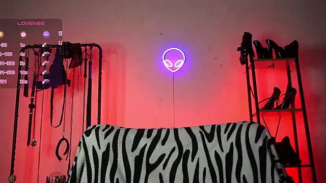 Snapshot of CyberXGoddess chatting on 4, 2, 2026 CyberXGoddess online show from 4, 2, 2026