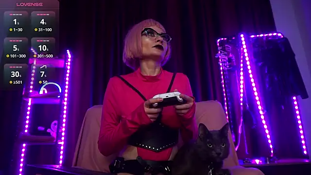 CyberXGoddess online show from 10, 9, 2025