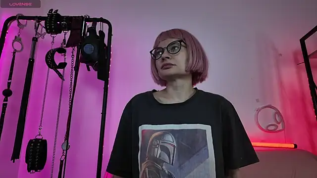 CyberXGoddess online show from 1, 6, 2026