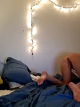 Scarlettishere online show from 4, 1, 2025