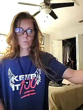 Scarlettishere online show from 23, 12, 2025