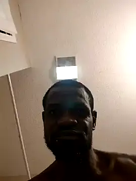 Maculine Stayr online show from 12, 1, 2025