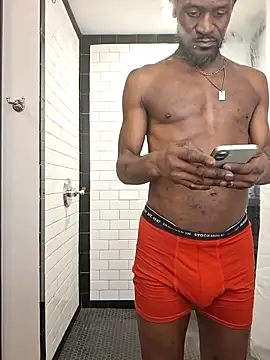 Maculine Stayr online show from 26, 3, 2026