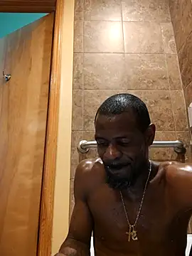 Maculine Stayr online show from 19, 3, 2025