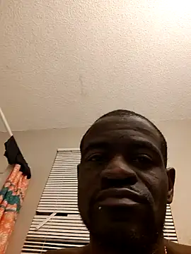 Maculine Stayr online show from 25, 12, 2024