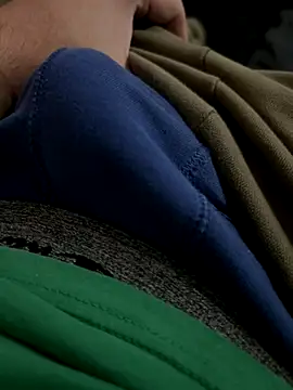 Miguelpm04 online show from 11, 11, 2025