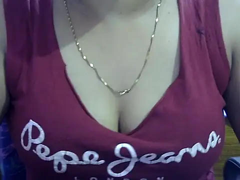 Snapshot of Your_wild_Dia chatting on 17, 7, 2026 Your wild Dia online show from 17, 7, 2026