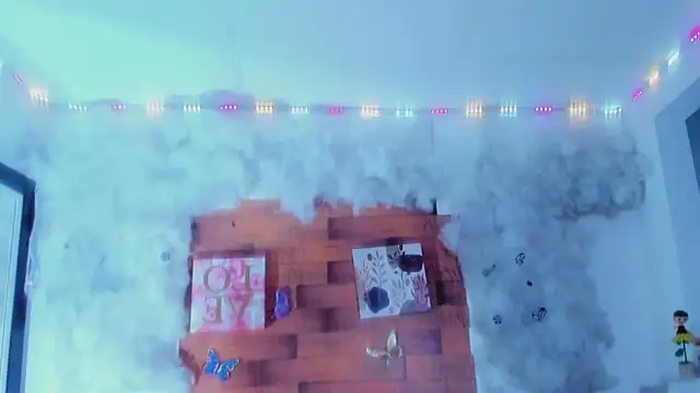 kelly thomson online show from 10, 3, 2025