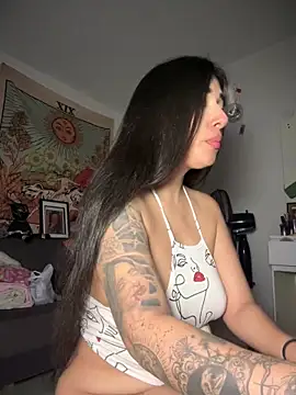 kiaraglam2 online show from 20, 12, 2025