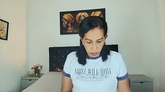 Shanon mature online show from 23, 7, 2026