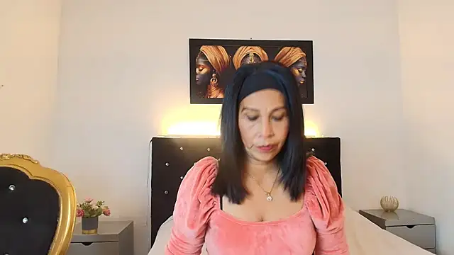 Shanon mature online show from 11, 6, 2026