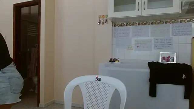 Sara Brandon online show from 13, 9, 2025