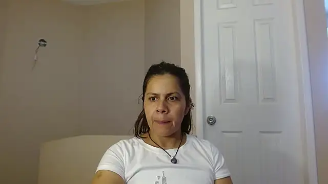 Sara Brandon online show from 3, 10, 2025