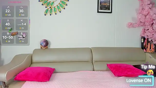 Snapshot of SammyGirlTS chatting on 25, 2, 2026 SammyGirlTS online show from 25, 2, 2026