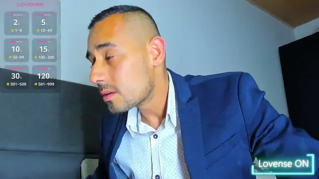 jhonyalzate2 online show from 28, 11, 2025