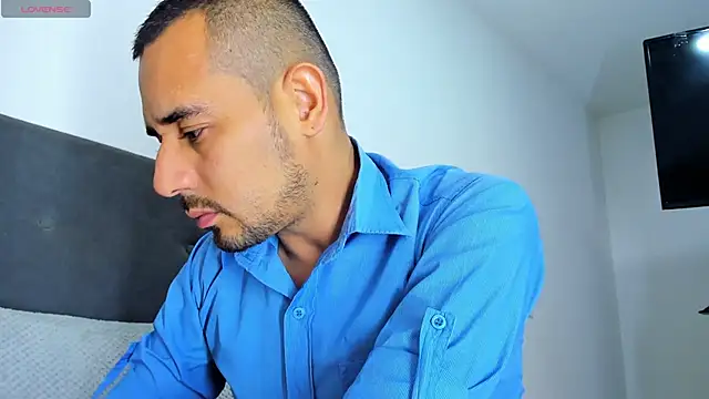 jhonyalzate2 online show from 4, 3, 2025