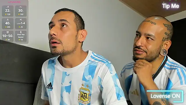 jhonyalzate2 online show from 17, 5, 2026