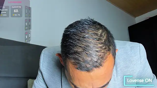 jhonyalzate2 online show from 25, 11, 2025