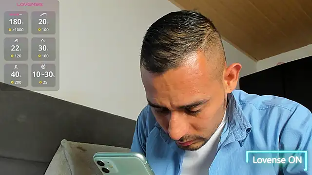 jhonyalzate2 online show from 6, 3, 2026